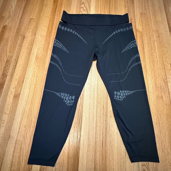 Reebok Pants - Reebok x Cardi B Women's 3X Black High-Rise Leggings with Waistband Cutouts Plus
